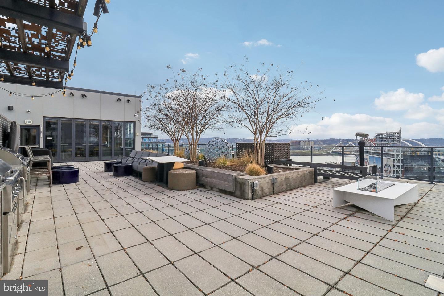 70 N ST SE #N811, WASHINGTON, District Of Columbia 20003, 1 Bedroom Bedrooms, ,1 BathroomBathrooms,Residential,For sale,70 N ST SE #N811,DCDC2193804 MLS # DCDC2193804