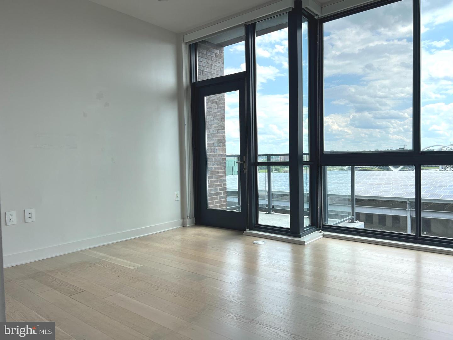 70 N ST SE #N811, WASHINGTON, District Of Columbia 20003, 1 Bedroom Bedrooms, ,1 BathroomBathrooms,Residential,For sale,70 N ST SE #N811,DCDC2193804 MLS # DCDC2193804
