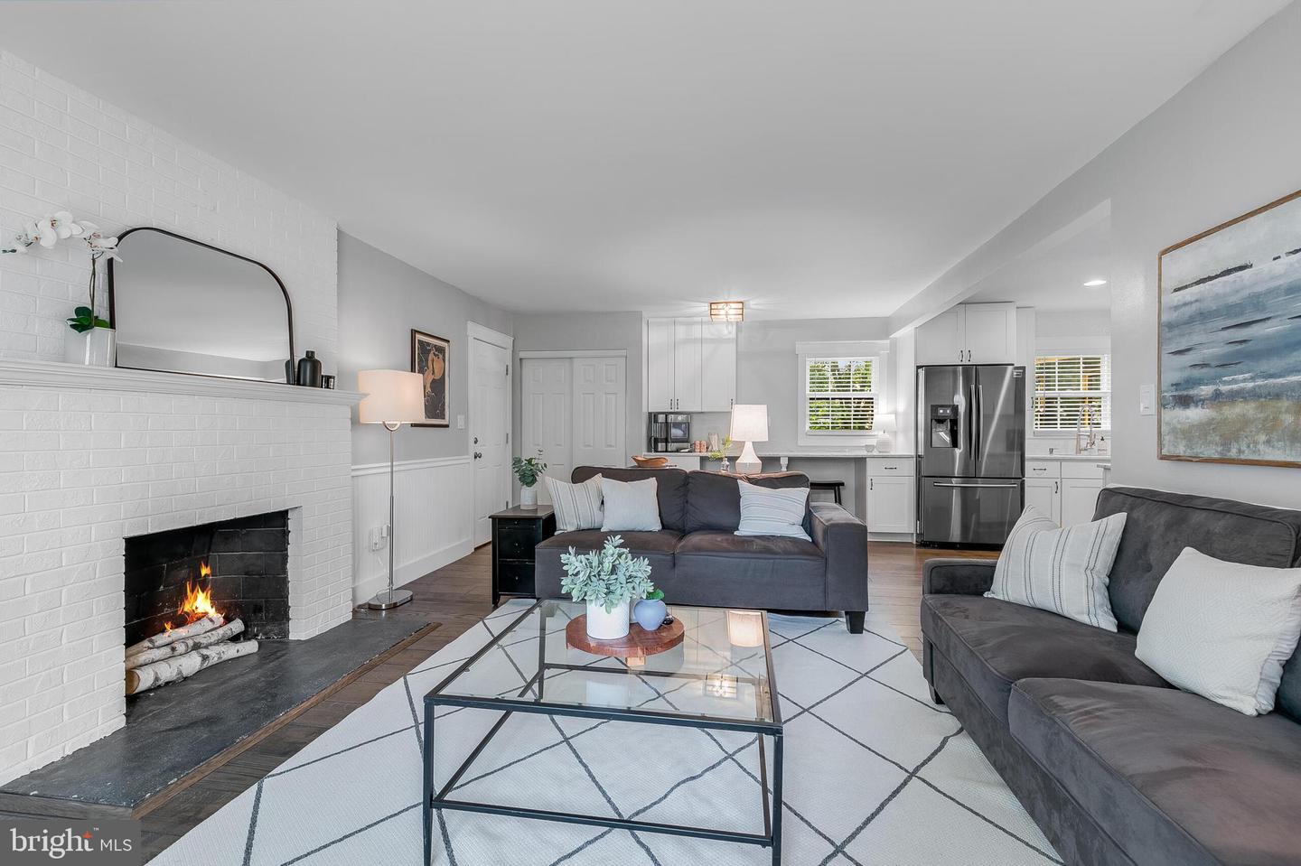 5514 SHOOTERS HILL LN, FAIRFAX, Virginia 22032, 4 Bedrooms Bedrooms, ,3 BathroomsBathrooms,Residential,For sale,5514 SHOOTERS HILL LN,VAFX2230942 MLS # VAFX2230942