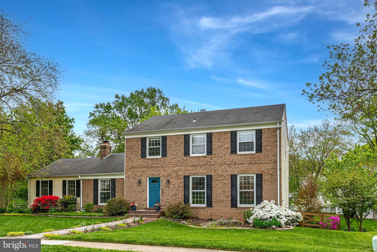 5514 SHOOTERS HILL LN, FAIRFAX, Virginia 22032, 4 Bedrooms Bedrooms, ,3 BathroomsBathrooms,Residential,For sale,5514 SHOOTERS HILL LN,VAFX2230942 MLS # VAFX2230942