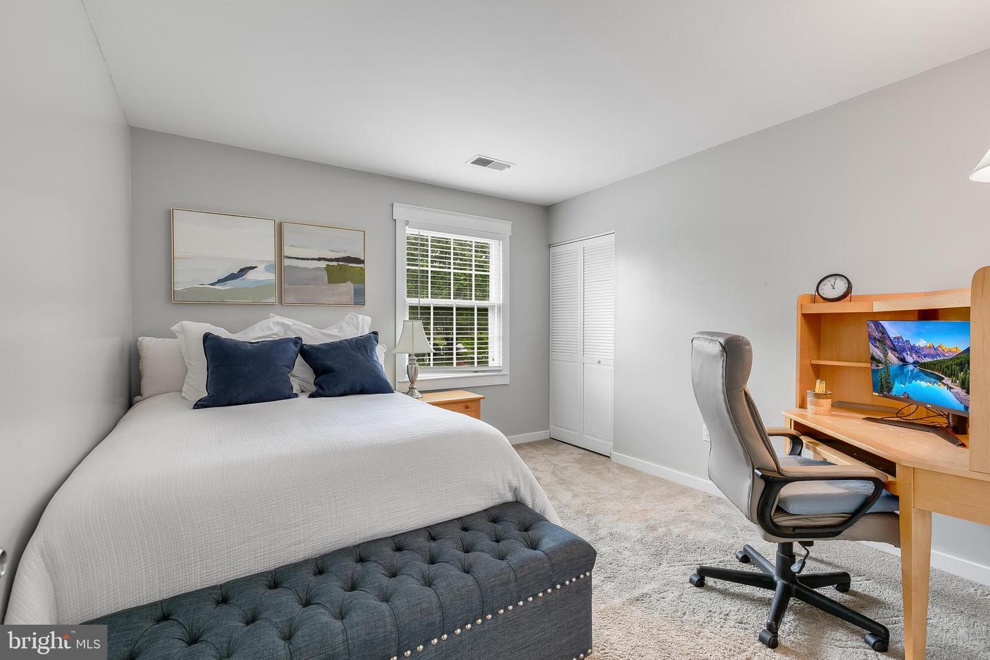 5514 SHOOTERS HILL LN, FAIRFAX, Virginia 22032, 4 Bedrooms Bedrooms, ,3 BathroomsBathrooms,Residential,For sale,5514 SHOOTERS HILL LN,VAFX2230942 MLS # VAFX2230942