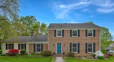 5514 SHOOTERS HILL LN, FAIRFAX, Virginia 22032, 4 Bedrooms Bedrooms, ,3 BathroomsBathrooms,Residential,For sale,5514 SHOOTERS HILL LN,VAFX2230942 MLS # VAFX2230942