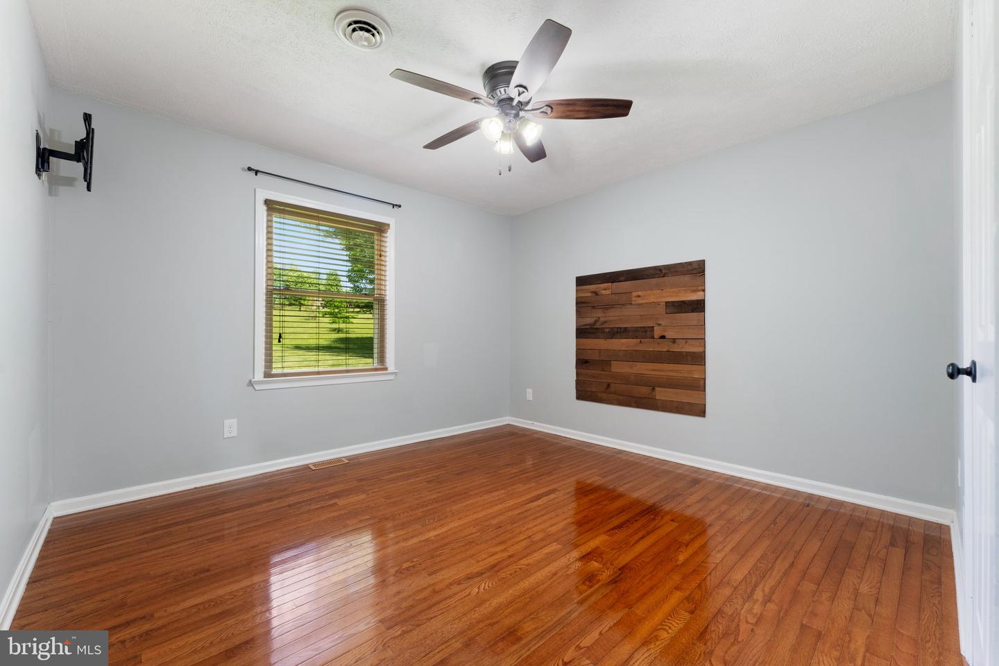 6613 BLACKWELL RD, WARRENTON, Virginia 20187, 3 Bedrooms Bedrooms, ,1 BathroomBathrooms,Residential,For sale,6613 BLACKWELL RD,VAFQ2016038 MLS # VAFQ2016038