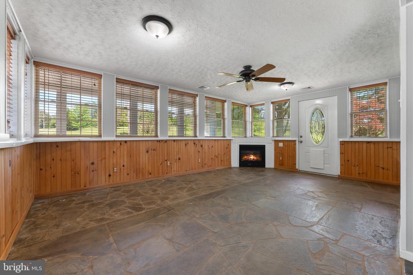 6613 BLACKWELL RD, WARRENTON, Virginia 20187, 3 Bedrooms Bedrooms, ,1 BathroomBathrooms,Residential,For sale,6613 BLACKWELL RD,VAFQ2016038 MLS # VAFQ2016038