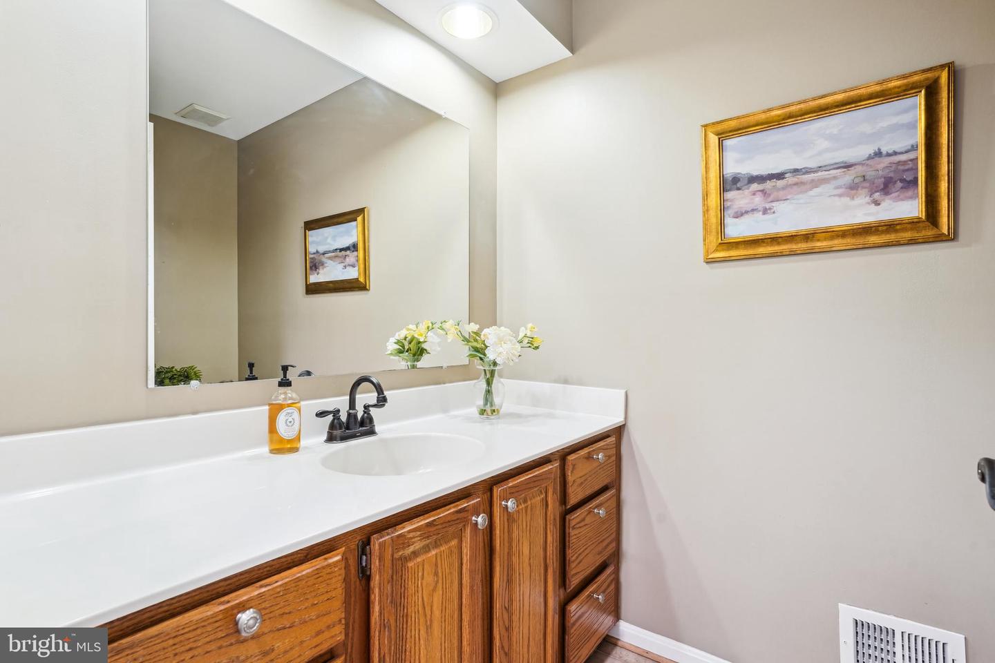 12161 DARNLEY RD, WOODBRIDGE, Virginia 22192, 4 Bedrooms Bedrooms, ,3 BathroomsBathrooms,Residential,For sale,12161 DARNLEY RD,VAPW2090776 MLS # VAPW2090776