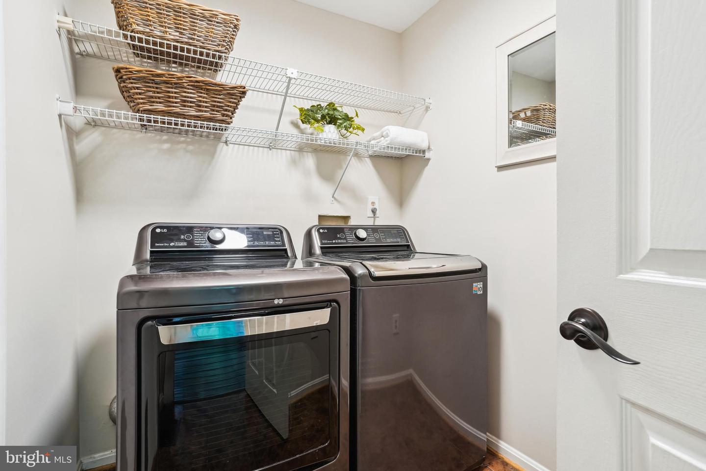12161 DARNLEY RD, WOODBRIDGE, Virginia 22192, 4 Bedrooms Bedrooms, ,3 BathroomsBathrooms,Residential,For sale,12161 DARNLEY RD,VAPW2090776 MLS # VAPW2090776