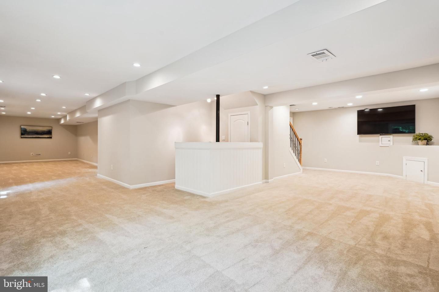 12161 DARNLEY RD, WOODBRIDGE, Virginia 22192, 4 Bedrooms Bedrooms, ,3 BathroomsBathrooms,Residential,For sale,12161 DARNLEY RD,VAPW2090776 MLS # VAPW2090776