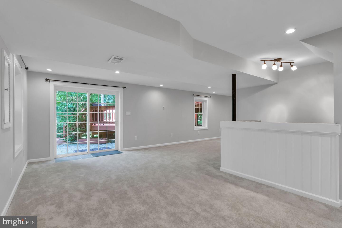12161 DARNLEY RD, WOODBRIDGE, Virginia 22192, 4 Bedrooms Bedrooms, ,3 BathroomsBathrooms,Residential,For sale,12161 DARNLEY RD,VAPW2090776 MLS # VAPW2090776