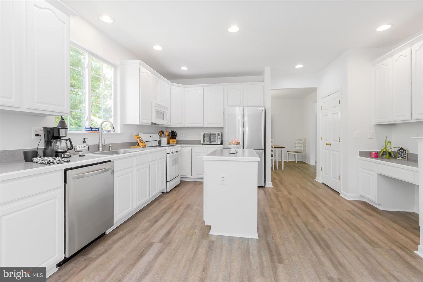 17209 PICKWICK DR, PURCELLVILLE, Virginia 20132, 4 Bedrooms Bedrooms, 9 Rooms Rooms,2 BathroomsBathrooms,Residential,For sale,17209 PICKWICK DR,VALO2092666 MLS # VALO2092666