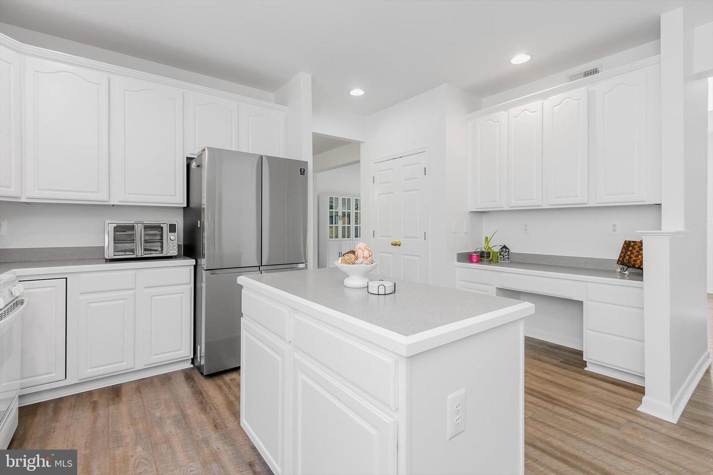 17209 PICKWICK DR, PURCELLVILLE, Virginia 20132, 4 Bedrooms Bedrooms, 9 Rooms Rooms,2 BathroomsBathrooms,Residential,For sale,17209 PICKWICK DR,VALO2092666 MLS # VALO2092666