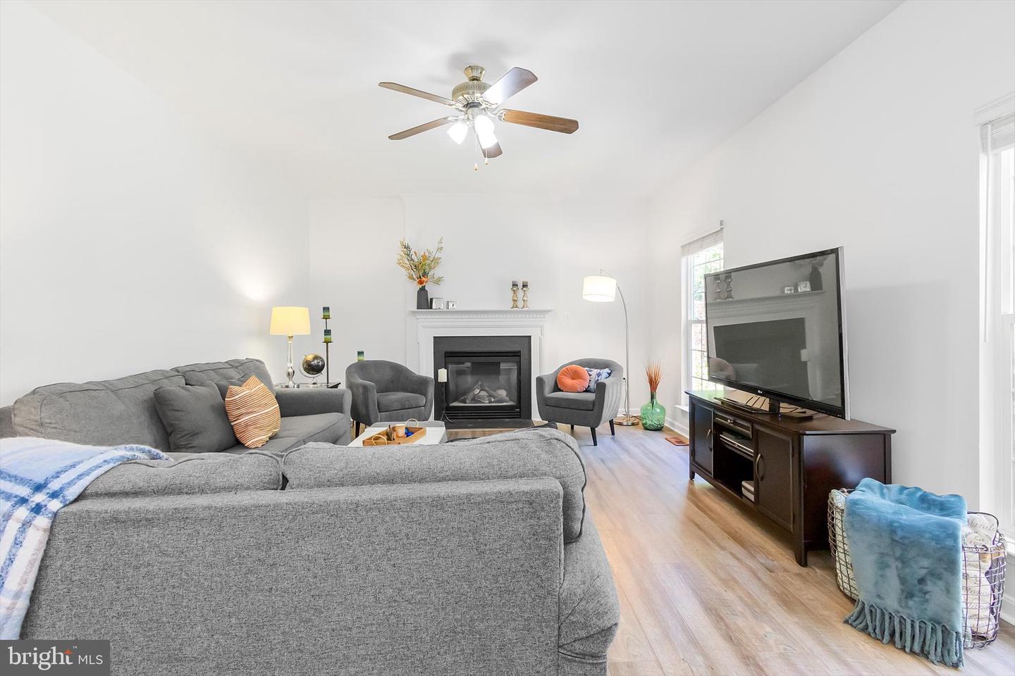 17209 PICKWICK DR, PURCELLVILLE, Virginia 20132, 4 Bedrooms Bedrooms, 9 Rooms Rooms,2 BathroomsBathrooms,Residential,For sale,17209 PICKWICK DR,VALO2092666 MLS # VALO2092666