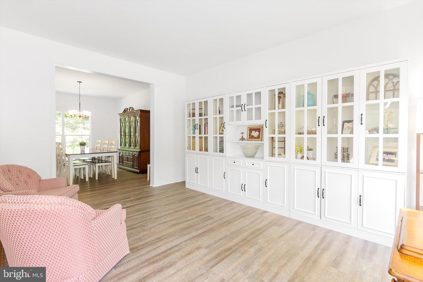 17209 PICKWICK DR, PURCELLVILLE, Virginia 20132, 4 Bedrooms Bedrooms, 9 Rooms Rooms,2 BathroomsBathrooms,Residential,For sale,17209 PICKWICK DR,VALO2092666 MLS # VALO2092666