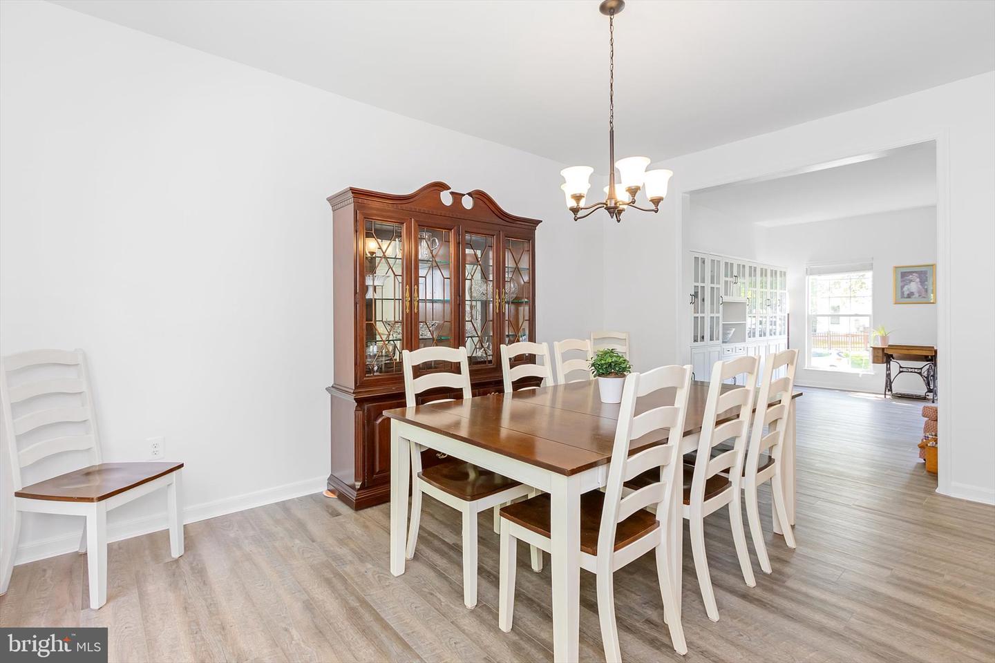 17209 PICKWICK DR, PURCELLVILLE, Virginia 20132, 4 Bedrooms Bedrooms, 9 Rooms Rooms,2 BathroomsBathrooms,Residential,For sale,17209 PICKWICK DR,VALO2092666 MLS # VALO2092666