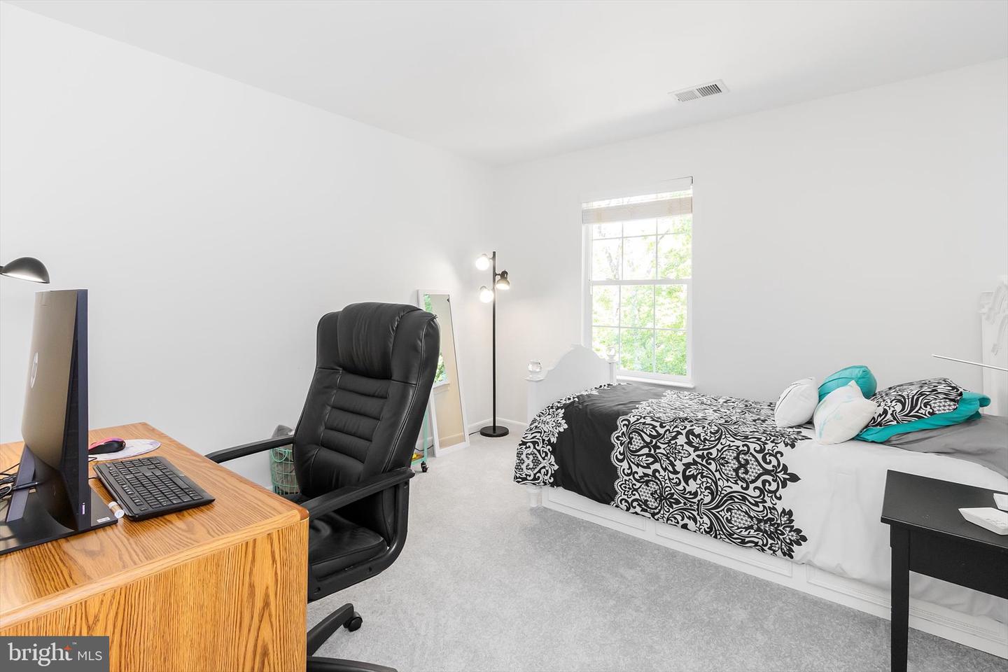 17209 PICKWICK DR, PURCELLVILLE, Virginia 20132, 4 Bedrooms Bedrooms, 9 Rooms Rooms,2 BathroomsBathrooms,Residential,For sale,17209 PICKWICK DR,VALO2092666 MLS # VALO2092666