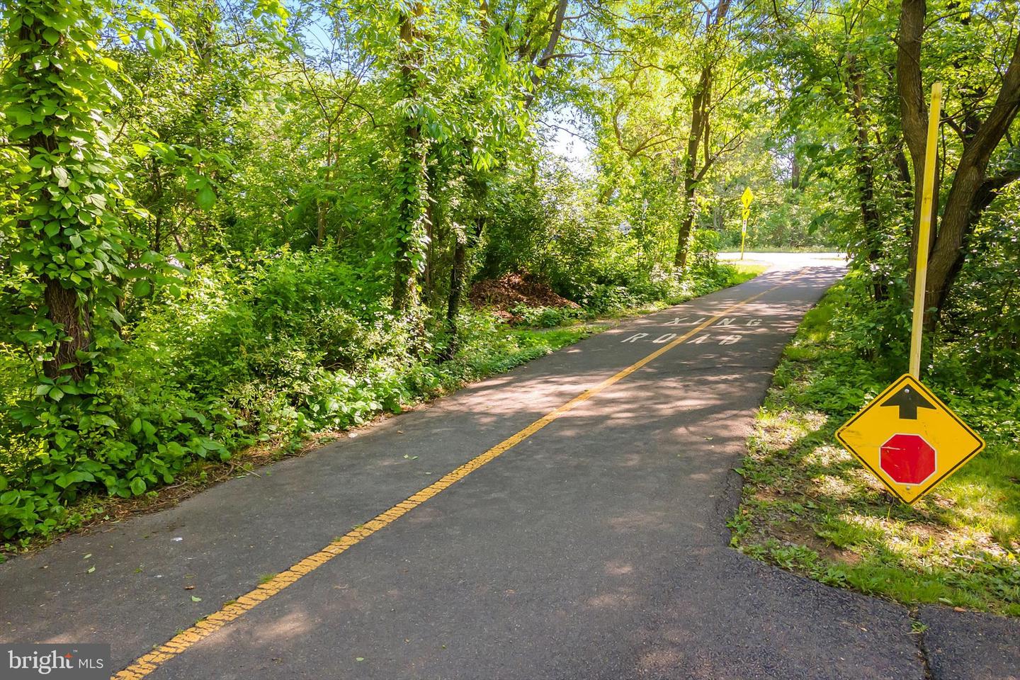 17209 PICKWICK DR, PURCELLVILLE, Virginia 20132, 4 Bedrooms Bedrooms, 9 Rooms Rooms,2 BathroomsBathrooms,Residential,For sale,17209 PICKWICK DR,VALO2092666 MLS # VALO2092666