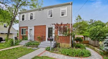 1933 ROLLINS DR, ALEXANDRIA, Virginia 22307, 3 Bedrooms Bedrooms, ,2 BathroomsBathrooms,Residential,For sale,1933 ROLLINS DR,VAFX2232044 MLS # VAFX2232044