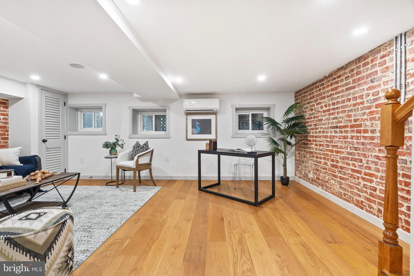 630 PRINCETON PL NW, WASHINGTON, District Of Columbia 20010, 5 Bedrooms Bedrooms, ,3 BathroomsBathrooms,Residential,For sale,630 PRINCETON PL NW,DCDC2193848 MLS # DCDC2193848