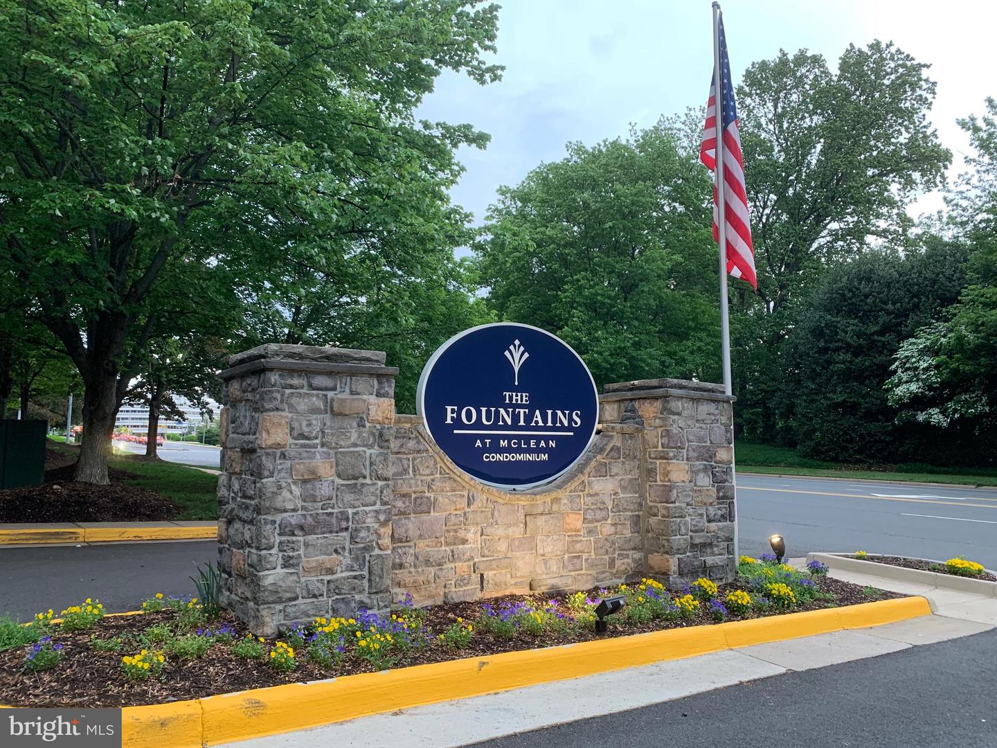 1504 LINCOLN WAY #305, MCLEAN, Virginia 22102, 1 Bedroom Bedrooms, ,1 BathroomBathrooms,Residential,For sale,1504 LINCOLN WAY #305,VAFX2232432 MLS # VAFX2232432