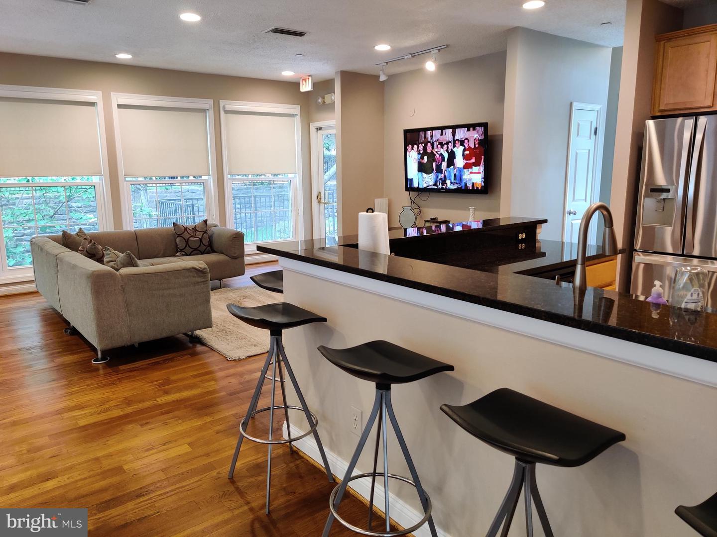 1504 LINCOLN WAY #305, MCLEAN, Virginia 22102, 1 Bedroom Bedrooms, ,1 BathroomBathrooms,Residential,For sale,1504 LINCOLN WAY #305,VAFX2232432 MLS # VAFX2232432