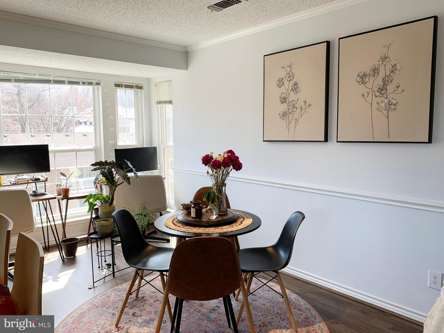 1504 LINCOLN WAY #305, MCLEAN, Virginia 22102, 1 Bedroom Bedrooms, ,1 BathroomBathrooms,Residential,For sale,1504 LINCOLN WAY #305,VAFX2232432 MLS # VAFX2232432