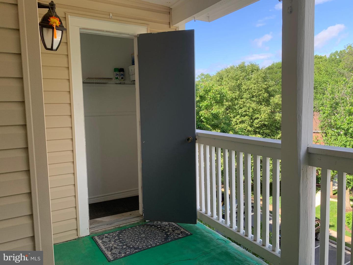 1504 LINCOLN WAY #305, MCLEAN, Virginia 22102, 1 Bedroom Bedrooms, ,1 BathroomBathrooms,Residential,For sale,1504 LINCOLN WAY #305,VAFX2232432 MLS # VAFX2232432