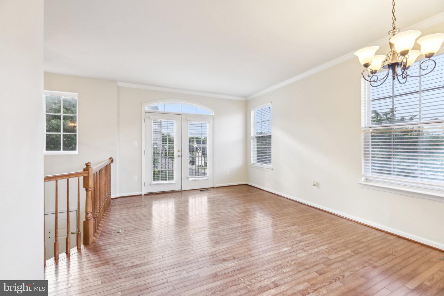 1211 ELLIS AVE, FREDERICKSBURG, Virginia 22401, 3 Bedrooms Bedrooms, ,3 BathroomsBathrooms,Residential,For sale,1211 ELLIS AVE,VAFB2007958 MLS # VAFB2007958
