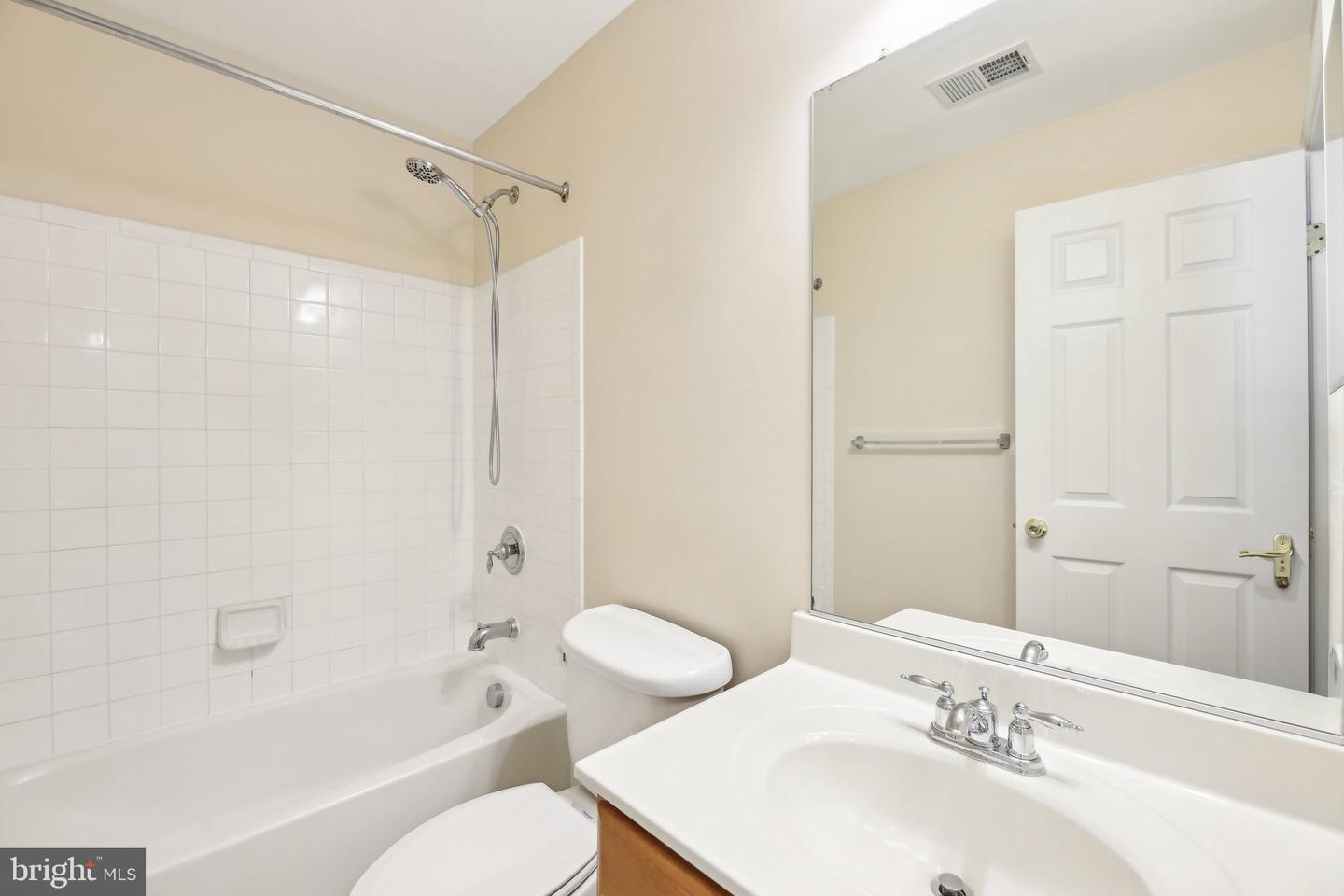 1211 ELLIS AVE, FREDERICKSBURG, Virginia 22401, 3 Bedrooms Bedrooms, ,3 BathroomsBathrooms,Residential,For sale,1211 ELLIS AVE,VAFB2007958 MLS # VAFB2007958