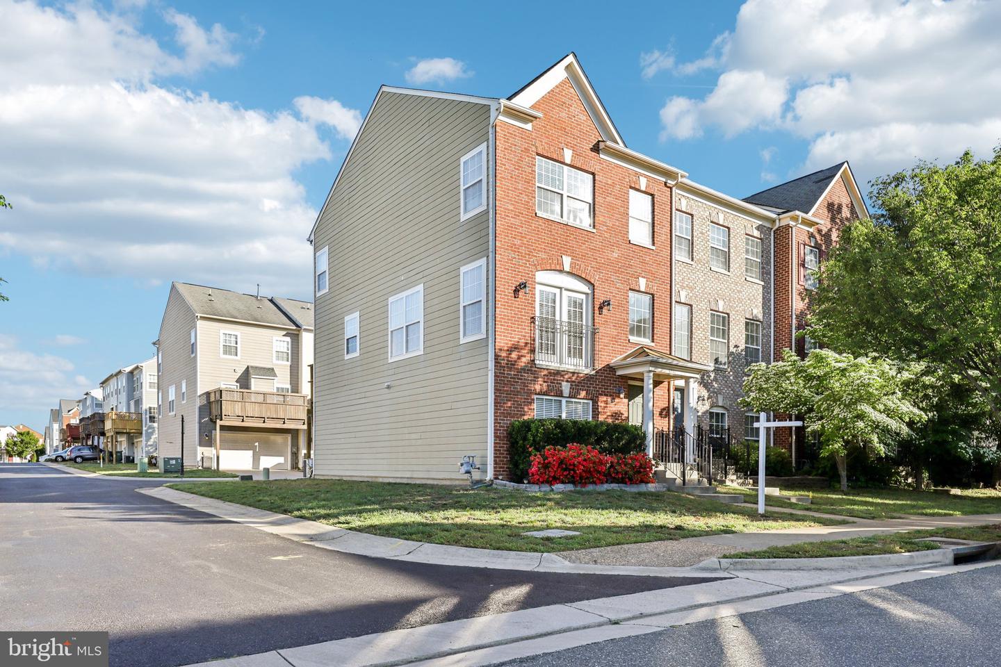 1211 ELLIS AVE, FREDERICKSBURG, Virginia 22401, 3 Bedrooms Bedrooms, ,3 BathroomsBathrooms,Residential,For sale,1211 ELLIS AVE,VAFB2007958 MLS # VAFB2007958