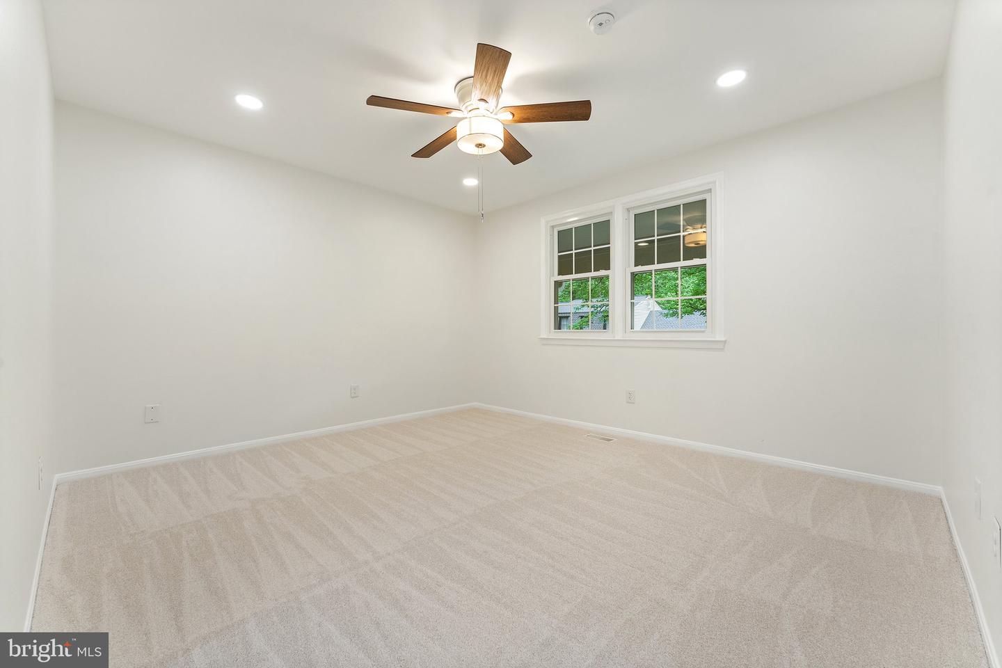 4906 HEVERSHAM CT, FAIRFAX, Virginia 22032, 4 Bedrooms Bedrooms, ,2 BathroomsBathrooms,Residential,For sale,4906 HEVERSHAM CT,VAFX2232158 MLS # VAFX2232158