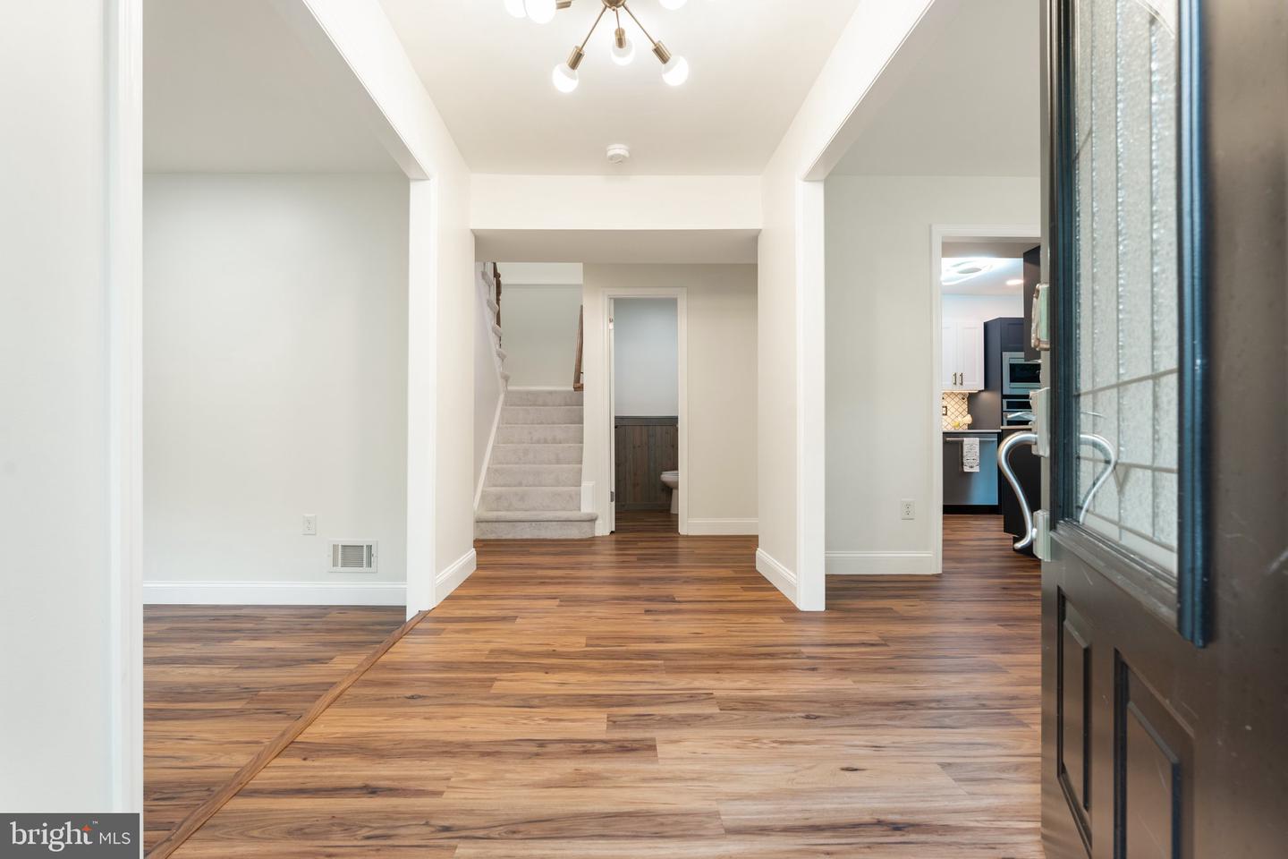 4906 HEVERSHAM CT, FAIRFAX, Virginia 22032, 4 Bedrooms Bedrooms, ,2 BathroomsBathrooms,Residential,For sale,4906 HEVERSHAM CT,VAFX2232158 MLS # VAFX2232158