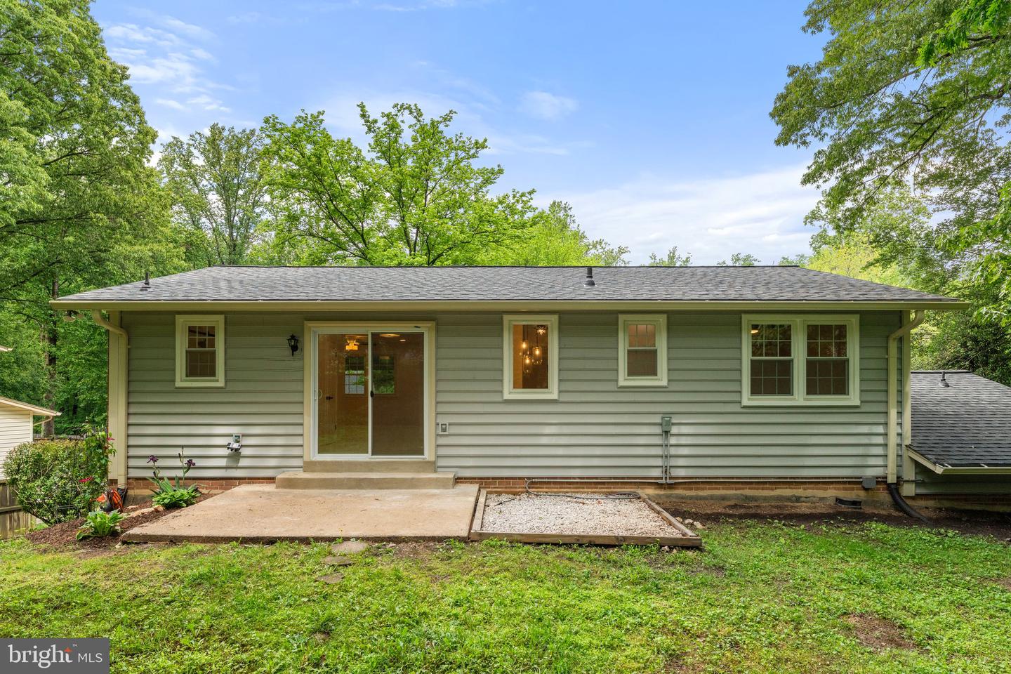 4906 HEVERSHAM CT, FAIRFAX, Virginia 22032, 4 Bedrooms Bedrooms, ,2 BathroomsBathrooms,Residential,For sale,4906 HEVERSHAM CT,VAFX2232158 MLS # VAFX2232158