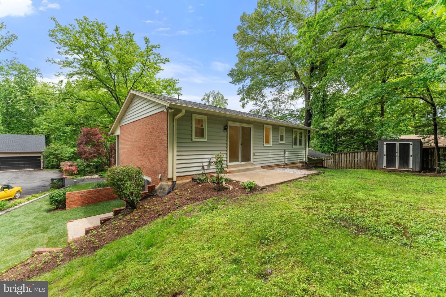 4906 HEVERSHAM CT, FAIRFAX, Virginia 22032, 4 Bedrooms Bedrooms, ,2 BathroomsBathrooms,Residential,For sale,4906 HEVERSHAM CT,VAFX2232158 MLS # VAFX2232158