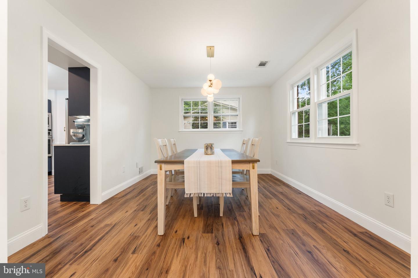 4906 HEVERSHAM CT, FAIRFAX, Virginia 22032, 4 Bedrooms Bedrooms, ,2 BathroomsBathrooms,Residential,For sale,4906 HEVERSHAM CT,VAFX2232158 MLS # VAFX2232158