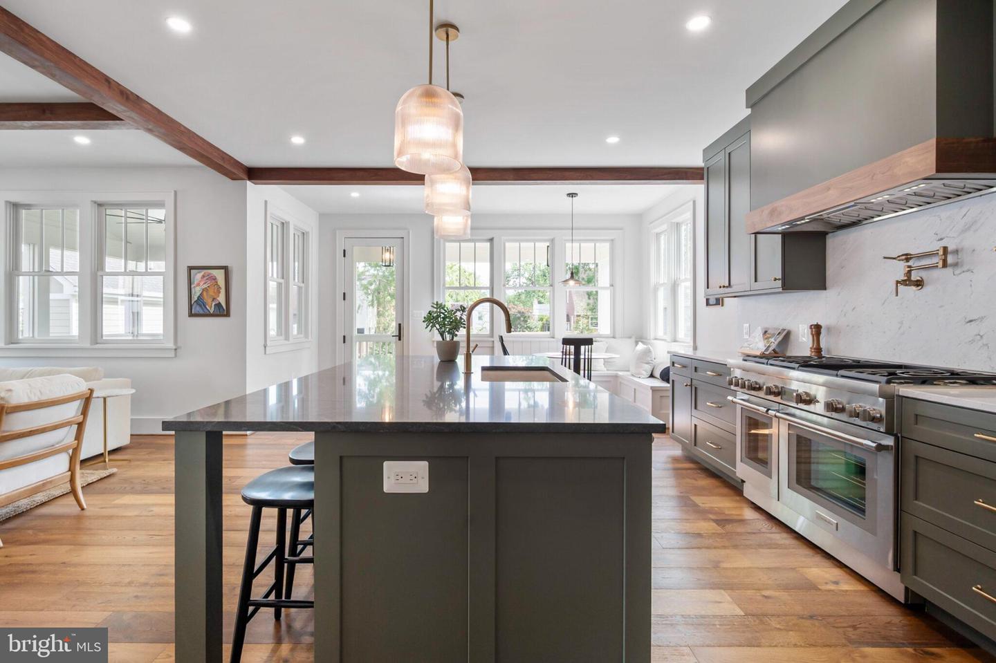 315 E HOWELL AVE, ALEXANDRIA, Virginia 22301, 5 Bedrooms Bedrooms, ,4 BathroomsBathrooms,Residential,For sale,315 E HOWELL AVE,VAAX2043742 MLS # VAAX2043742