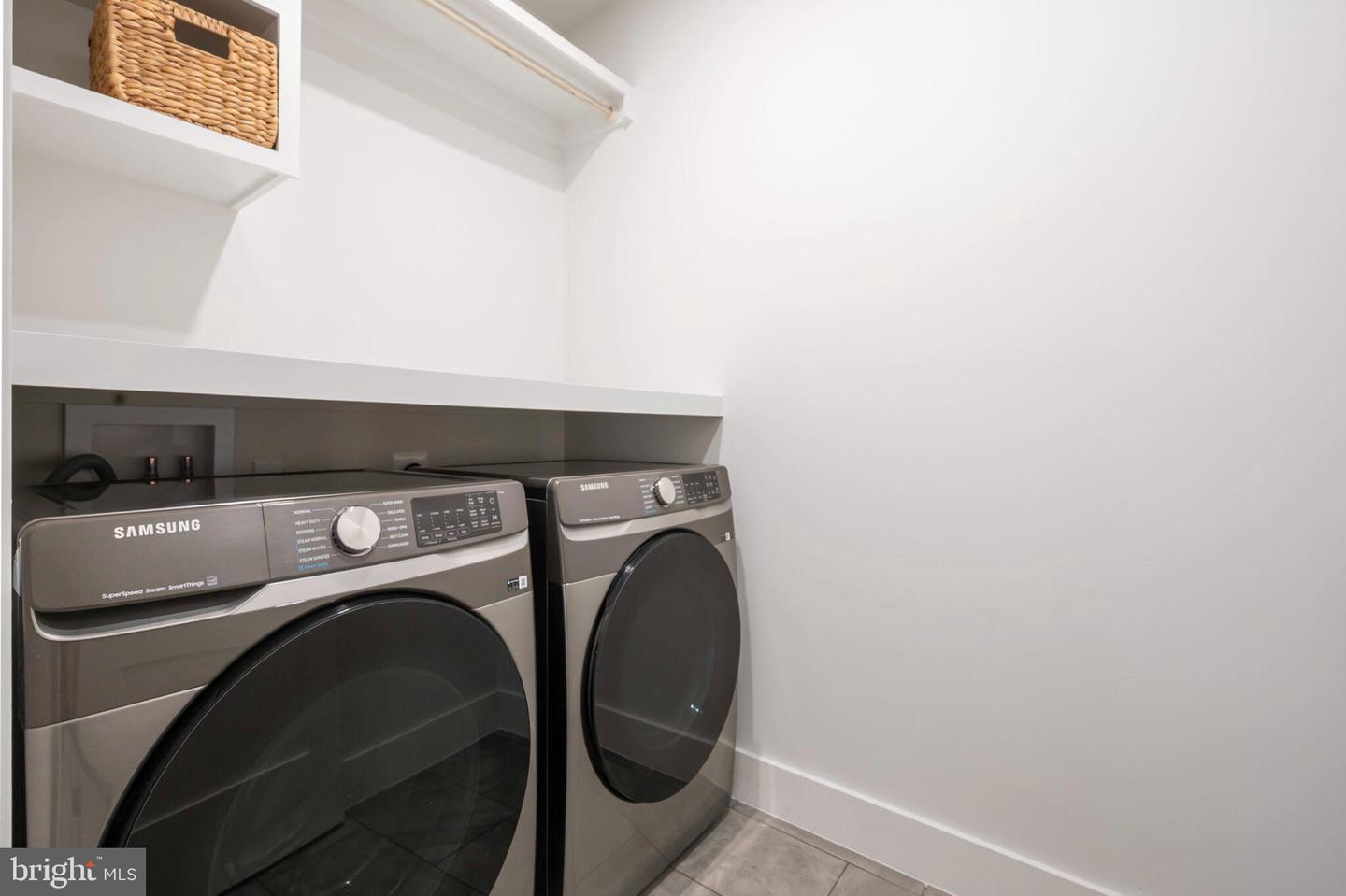315 E HOWELL AVE, ALEXANDRIA, Virginia 22301, 5 Bedrooms Bedrooms, ,4 BathroomsBathrooms,Residential,For sale,315 E HOWELL AVE,VAAX2043742 MLS # VAAX2043742