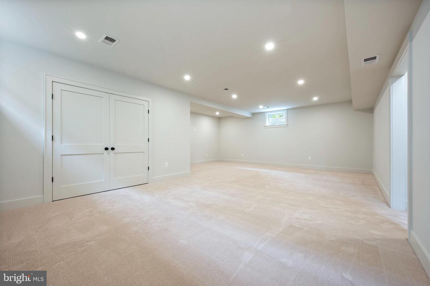 315 E HOWELL AVE, ALEXANDRIA, Virginia 22301, 5 Bedrooms Bedrooms, ,4 BathroomsBathrooms,Residential,For sale,315 E HOWELL AVE,VAAX2043742 MLS # VAAX2043742