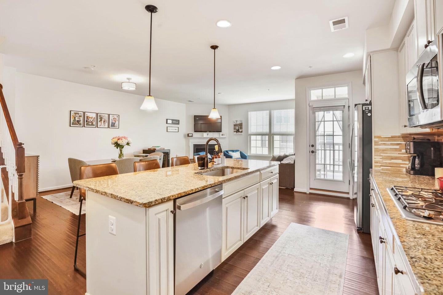 26013 BRAIDED MANE TER, ALDIE, Virginia 20105, 3 Bedrooms Bedrooms, ,2 BathroomsBathrooms,Residential,For sale,26013 BRAIDED MANE TER,VALO2093656 MLS # VALO2093656