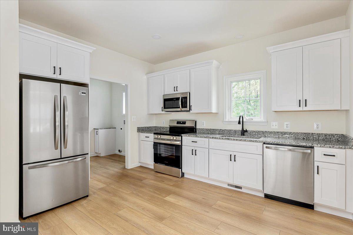 67 HORNER ST, WARRENTON, Virginia 20186, 3 Bedrooms Bedrooms, ,3 BathroomsBathrooms,Residential,For sale,67 HORNER ST,VAFQ2016202 MLS # VAFQ2016202