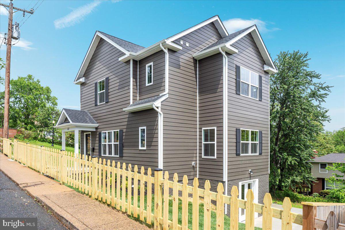 67 HORNER ST, WARRENTON, Virginia 20186, 3 Bedrooms Bedrooms, ,3 BathroomsBathrooms,Residential,For sale,67 HORNER ST,VAFQ2016202 MLS # VAFQ2016202
