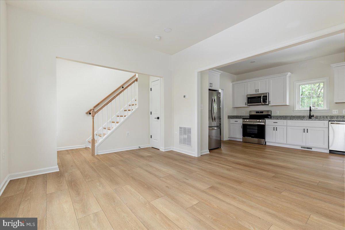 67 HORNER ST, WARRENTON, Virginia 20186, 3 Bedrooms Bedrooms, ,3 BathroomsBathrooms,Residential,For sale,67 HORNER ST,VAFQ2016202 MLS # VAFQ2016202