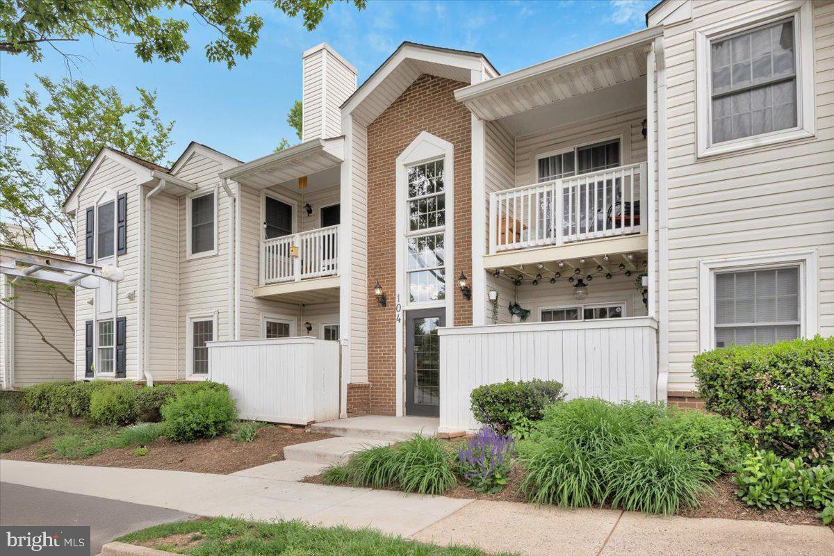 104 WESTWICK CT #1, STERLING, Virginia 20165, 2 Bedrooms Bedrooms, ,1 BathroomBathrooms,Residential,For sale,104 WESTWICK CT #1,VALO2093644 MLS # VALO2093644