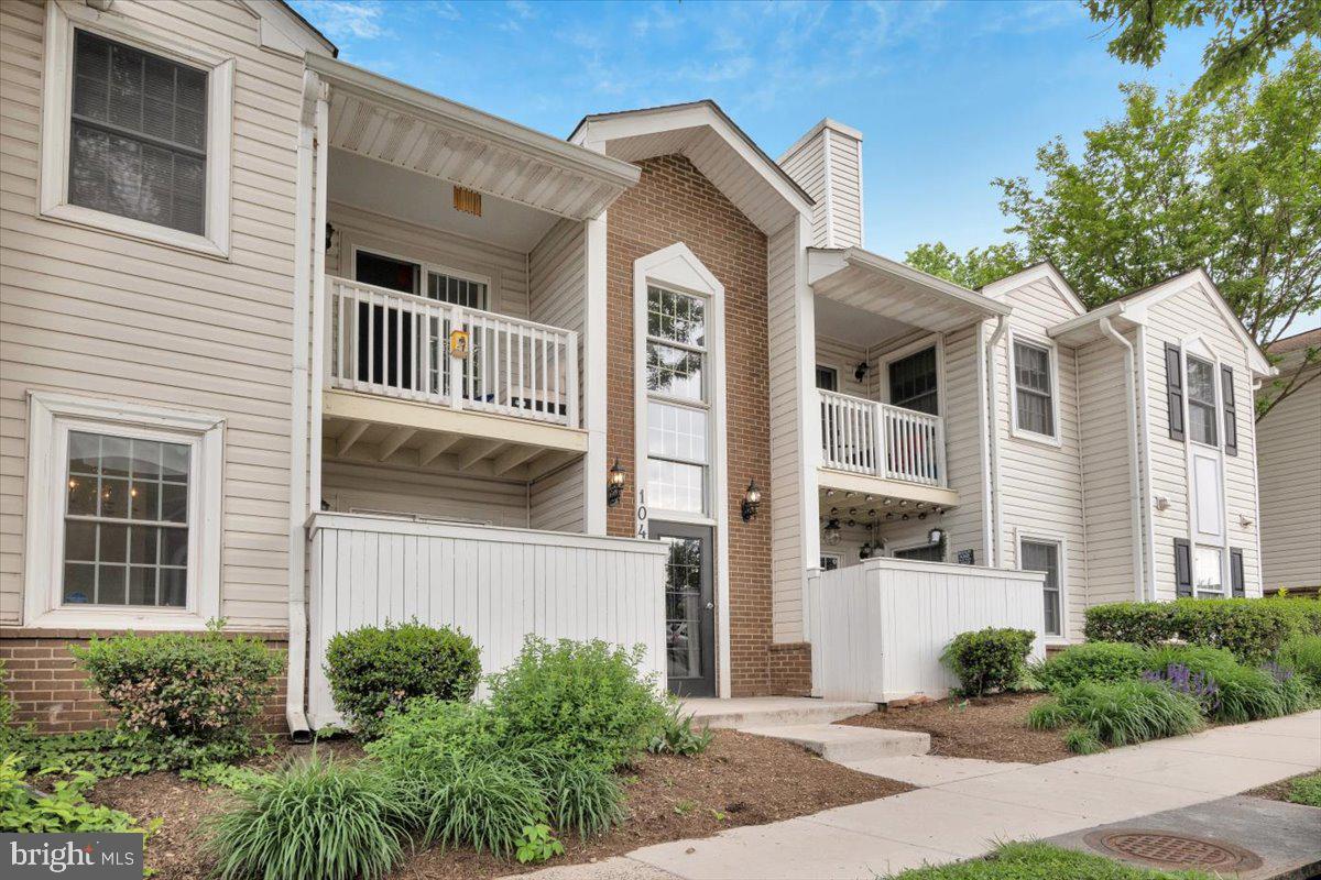 104 WESTWICK CT #1, STERLING, Virginia 20165, 2 Bedrooms Bedrooms, ,1 BathroomBathrooms,Residential,For sale,104 WESTWICK CT #1,VALO2093644 MLS # VALO2093644