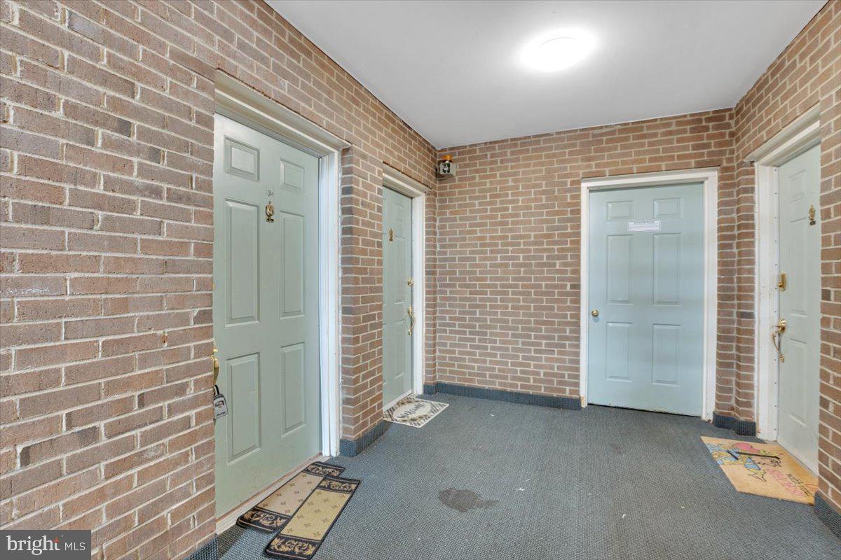 104 WESTWICK CT #1, STERLING, Virginia 20165, 2 Bedrooms Bedrooms, ,1 BathroomBathrooms,Residential,For sale,104 WESTWICK CT #1,VALO2093644 MLS # VALO2093644