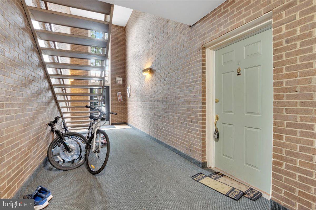 104 WESTWICK CT #1, STERLING, Virginia 20165, 2 Bedrooms Bedrooms, ,1 BathroomBathrooms,Residential,For sale,104 WESTWICK CT #1,VALO2093644 MLS # VALO2093644