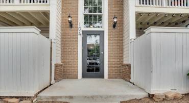 104 WESTWICK CT #1, STERLING, Virginia 20165, 2 Bedrooms Bedrooms, ,1 BathroomBathrooms,Residential,For sale,104 WESTWICK CT #1,VALO2093644 MLS # VALO2093644