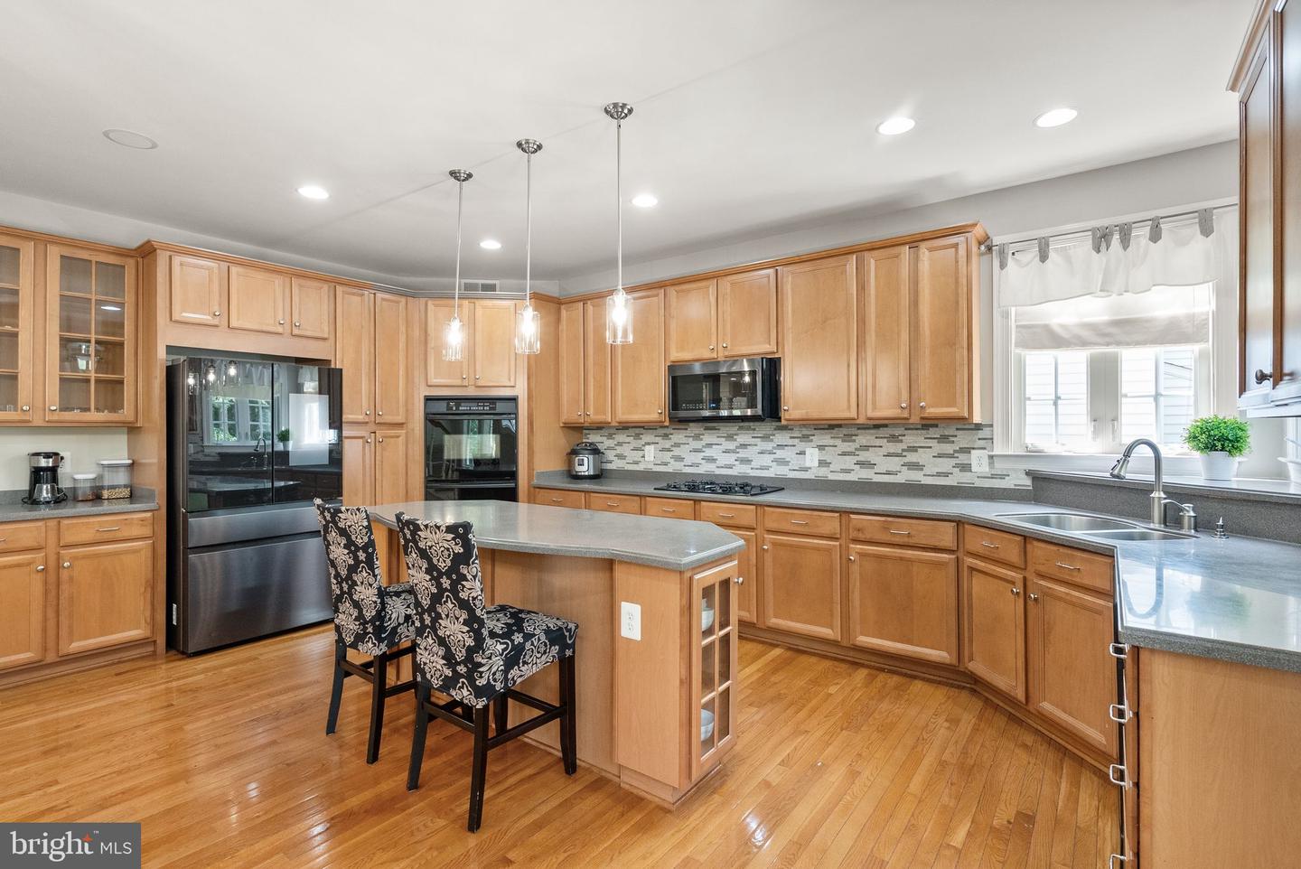 14128 SNICKERSVILLE DR, GAINESVILLE, Virginia 20155, 4 Bedrooms Bedrooms, ,4 BathroomsBathrooms,Residential,For sale,14128 SNICKERSVILLE DR,VAPW2091966 MLS # VAPW2091966