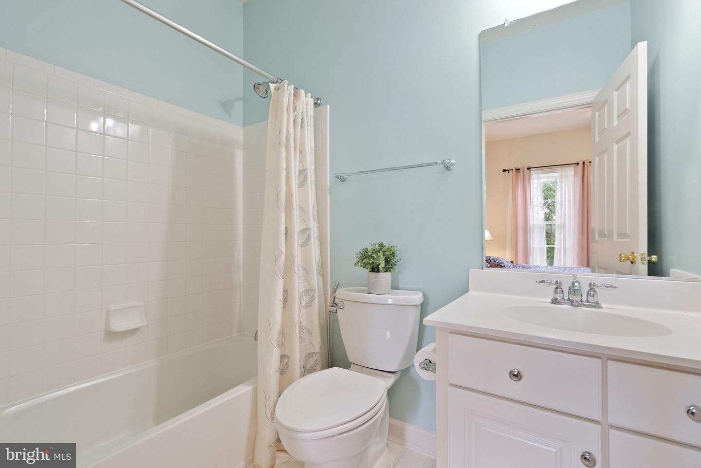 14128 SNICKERSVILLE DR, GAINESVILLE, Virginia 20155, 4 Bedrooms Bedrooms, ,4 BathroomsBathrooms,Residential,For sale,14128 SNICKERSVILLE DR,VAPW2091966 MLS # VAPW2091966