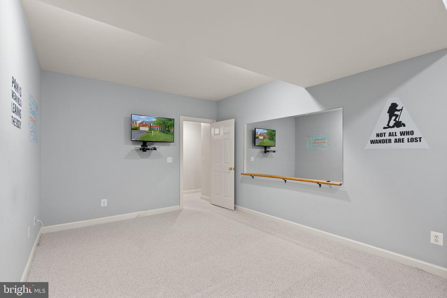 14128 SNICKERSVILLE DR, GAINESVILLE, Virginia 20155, 4 Bedrooms Bedrooms, ,4 BathroomsBathrooms,Residential,For sale,14128 SNICKERSVILLE DR,VAPW2091966 MLS # VAPW2091966
