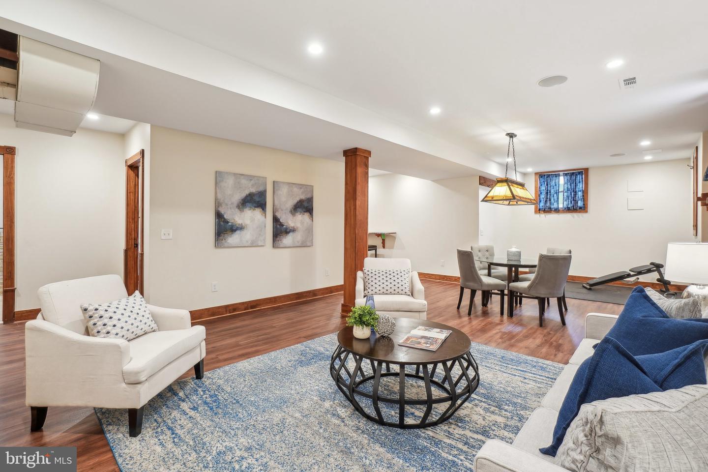 5727 2ND ST S, ARLINGTON, Virginia 22204, 4 Bedrooms Bedrooms, 8 Rooms Rooms,3 BathroomsBathrooms,Residential,For sale,5727 2ND ST S,VAAR2056012 MLS # VAAR2056012