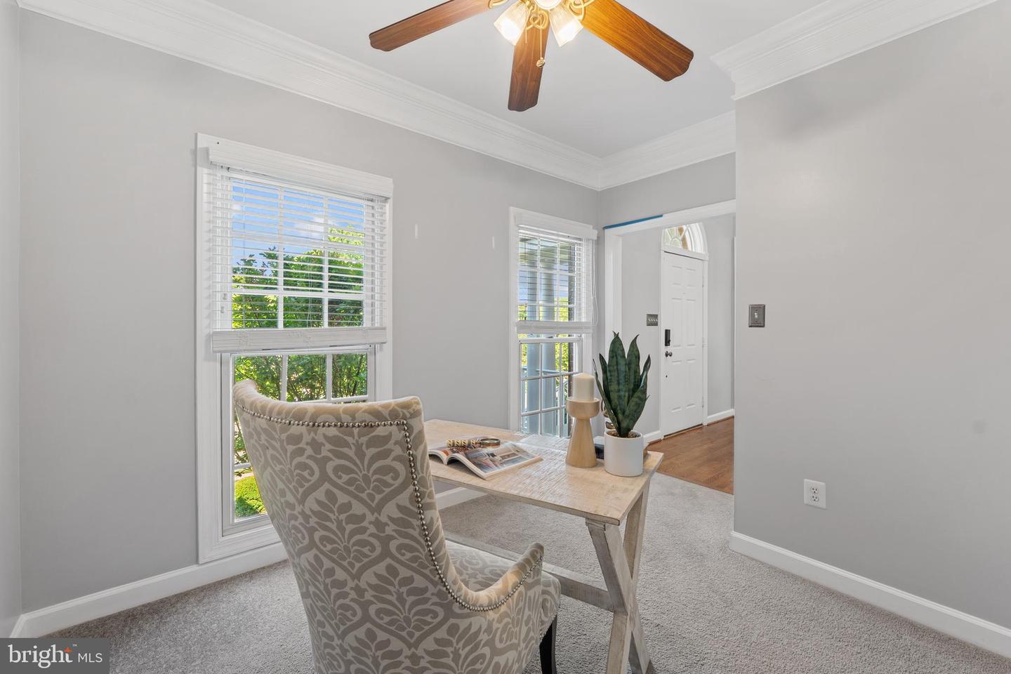 5325 SANDY POINT LN, CLIFTON, Virginia 20124, 4 Bedrooms Bedrooms, ,3 BathroomsBathrooms,Residential,For sale,5325 SANDY POINT LN,VAFX2234230 MLS # VAFX2234230
